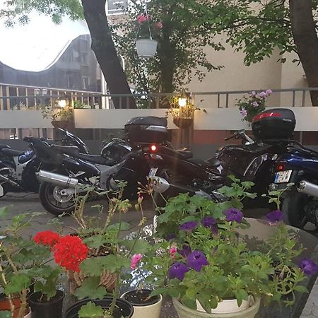 Hotel & Restaurant The House โซเฟีย ภายนอก รูปภาพ